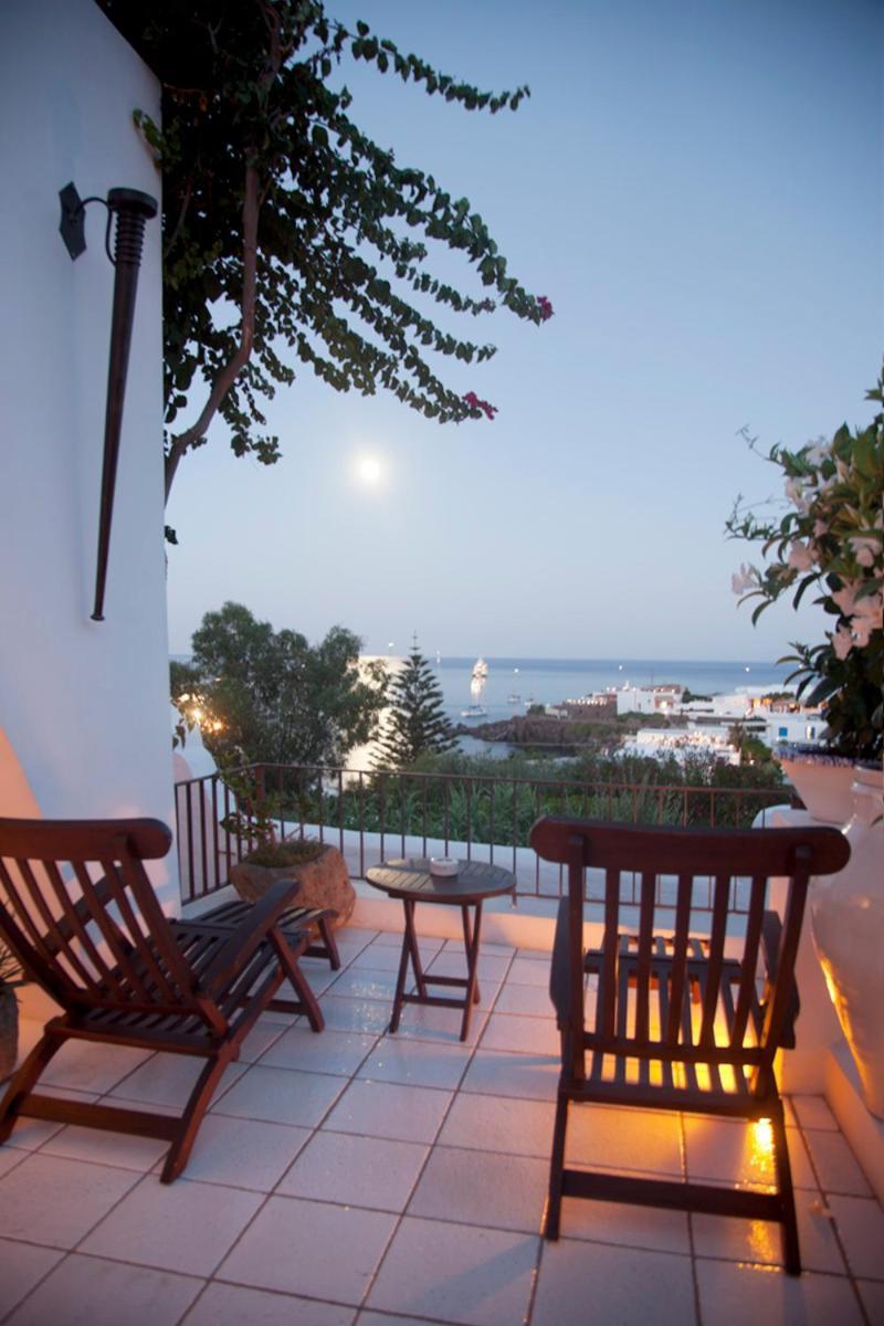 Quartara Boutique Hotel Panarea Exterior foto